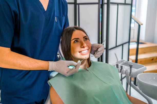 Best Tooth Extraction  in Charlotte Park, FL
